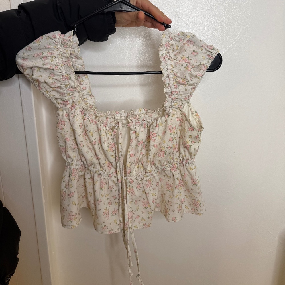 Floral Open Tie Front Top